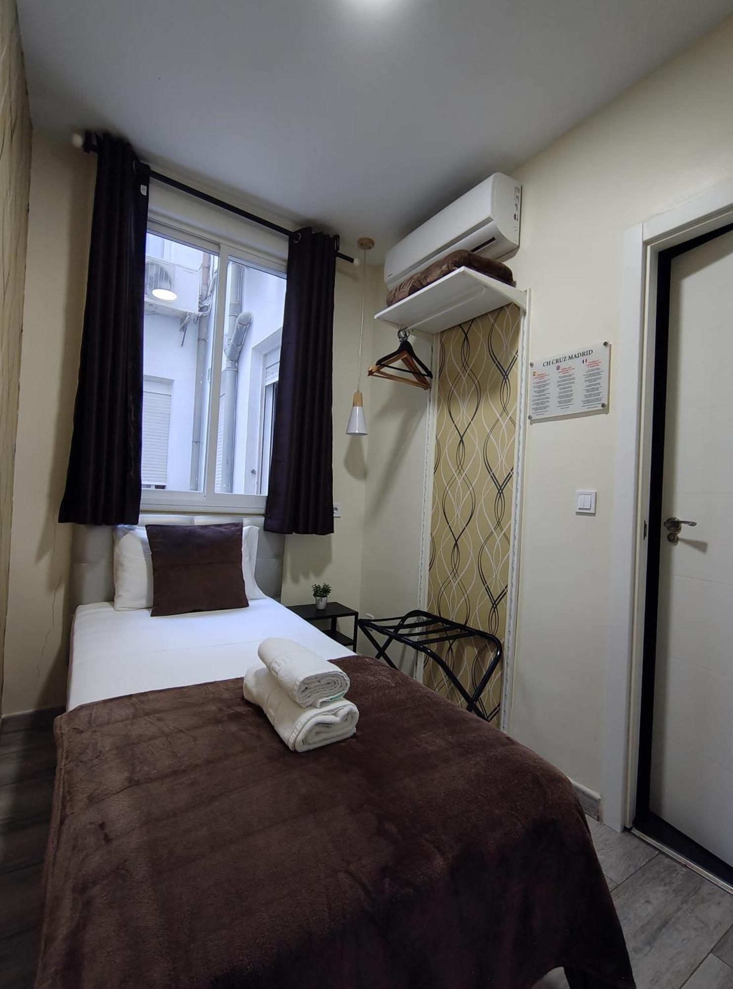 Ch Cruz Madrid Otel Dış mekan fotoğraf