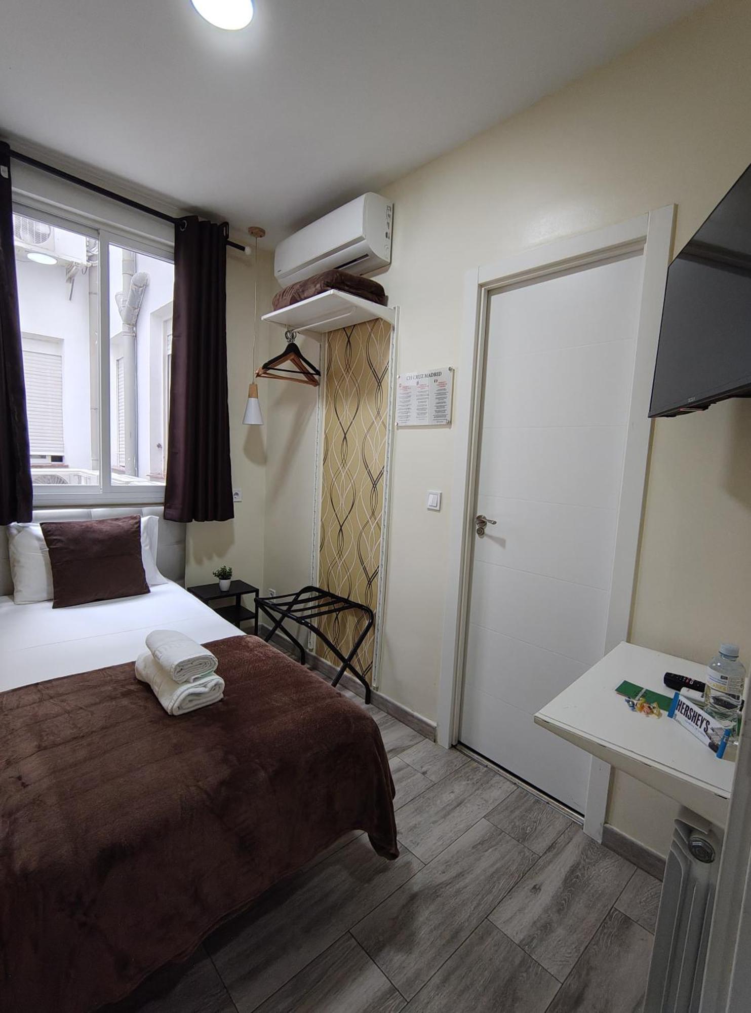Ch Cruz Madrid Otel Dış mekan fotoğraf