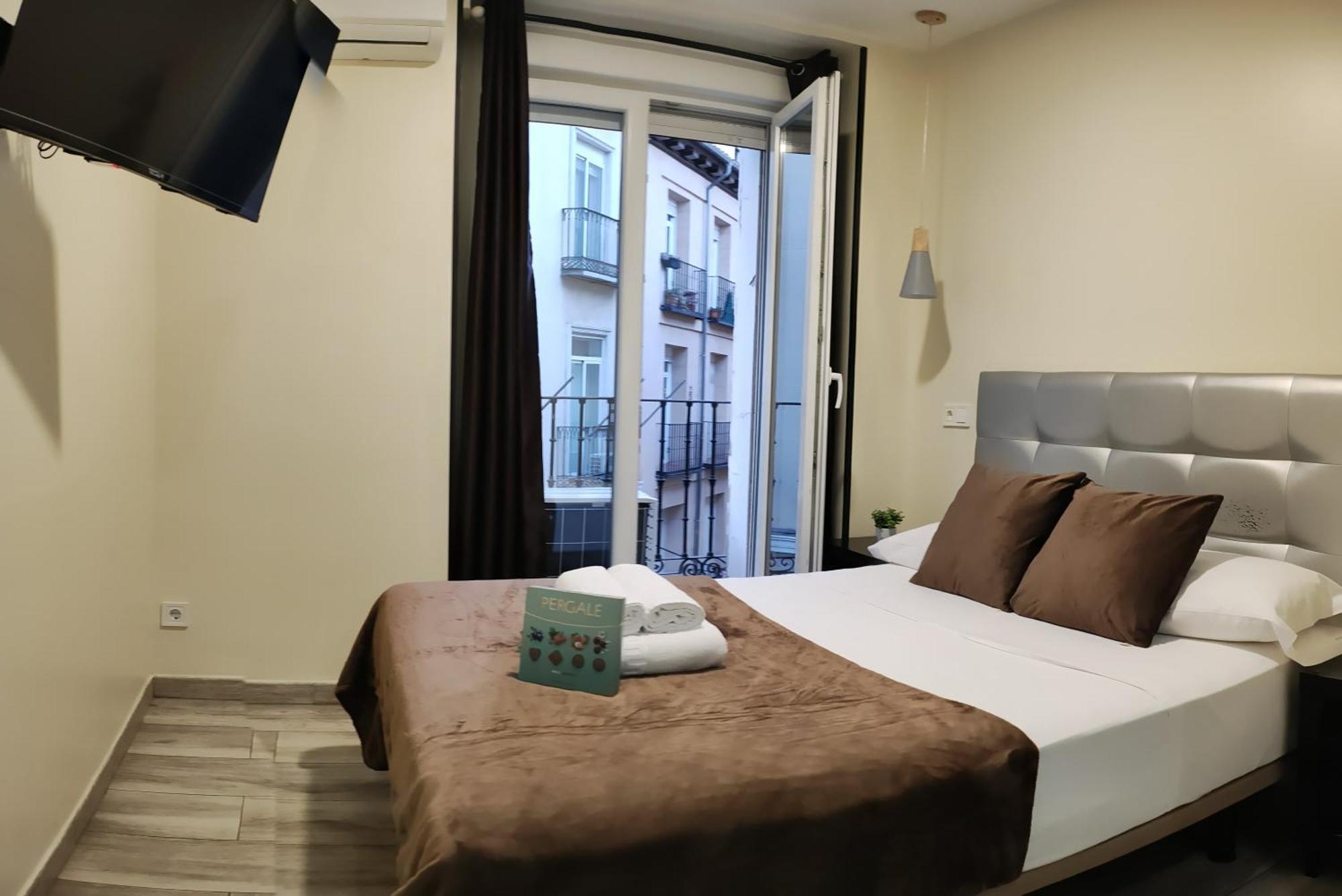 Ch Cruz Madrid Otel Dış mekan fotoğraf