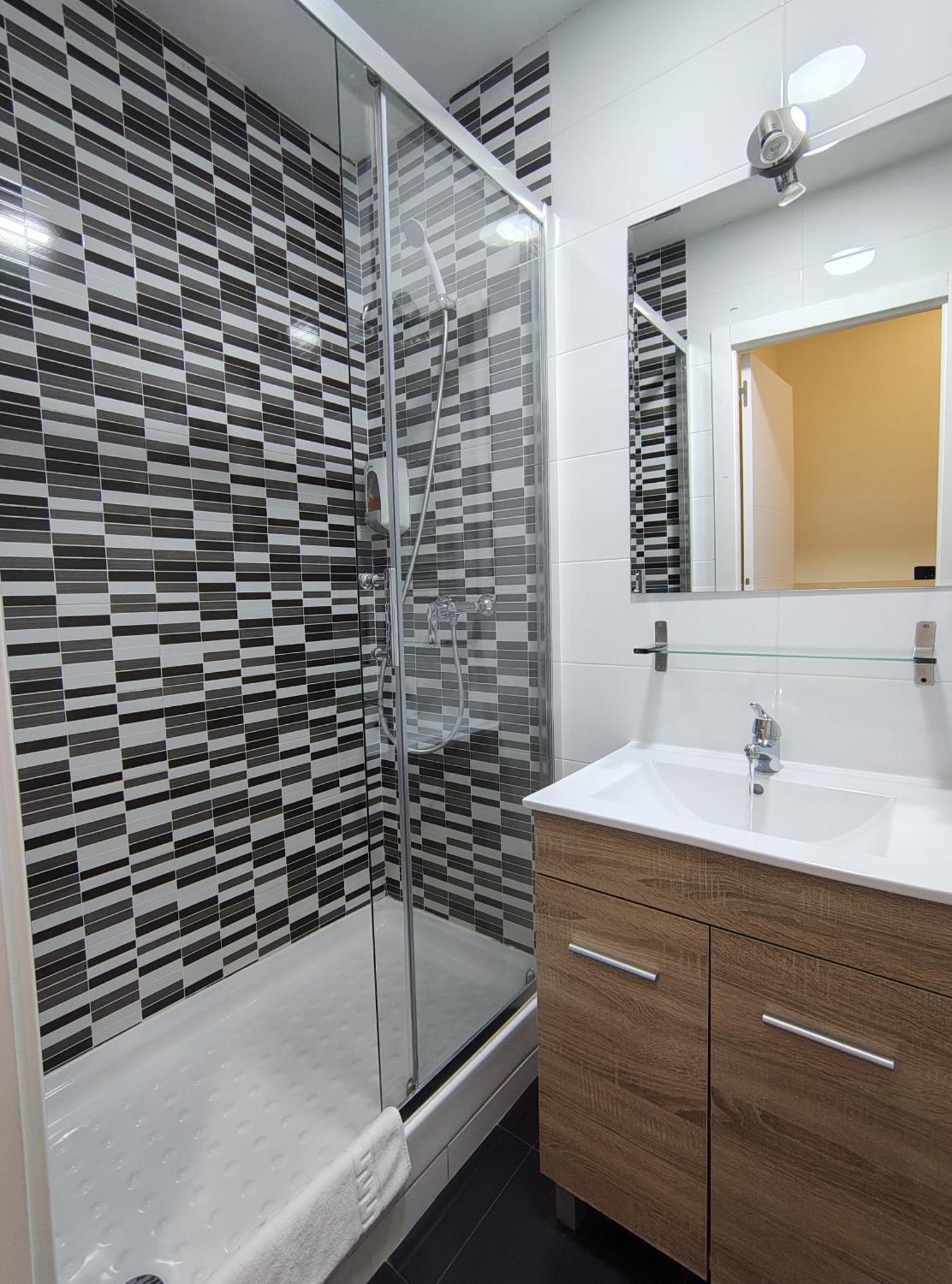 Ch Cruz Madrid Otel Dış mekan fotoğraf